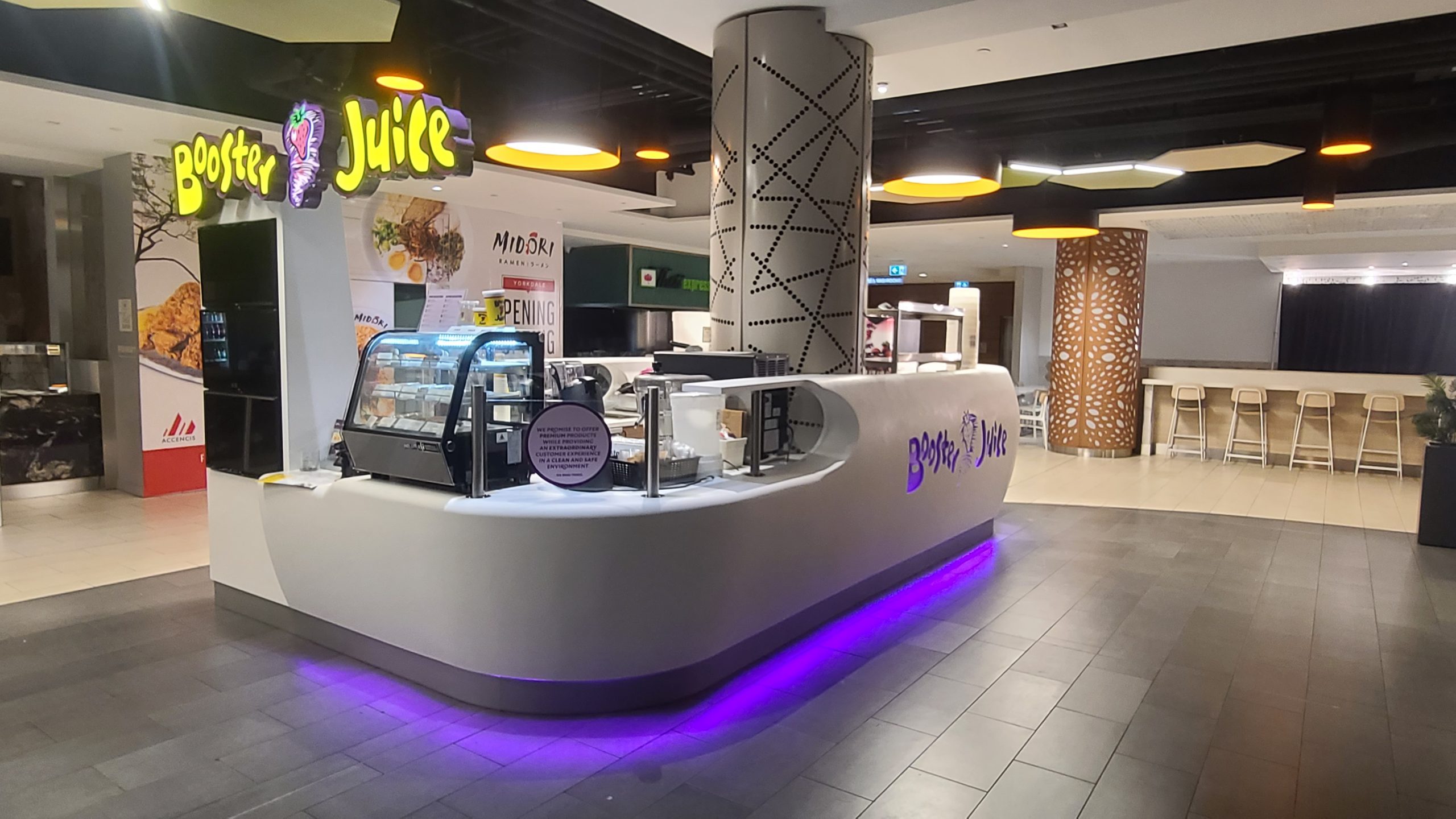 Booster Juice Kiosk, Yorkdale Mall, Toronto